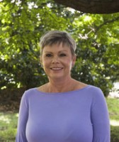 rsz_1rsz_julie-halstead-low-res